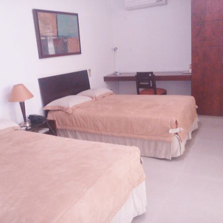Hotel Cuarta Avenida Cali Buitenkant foto