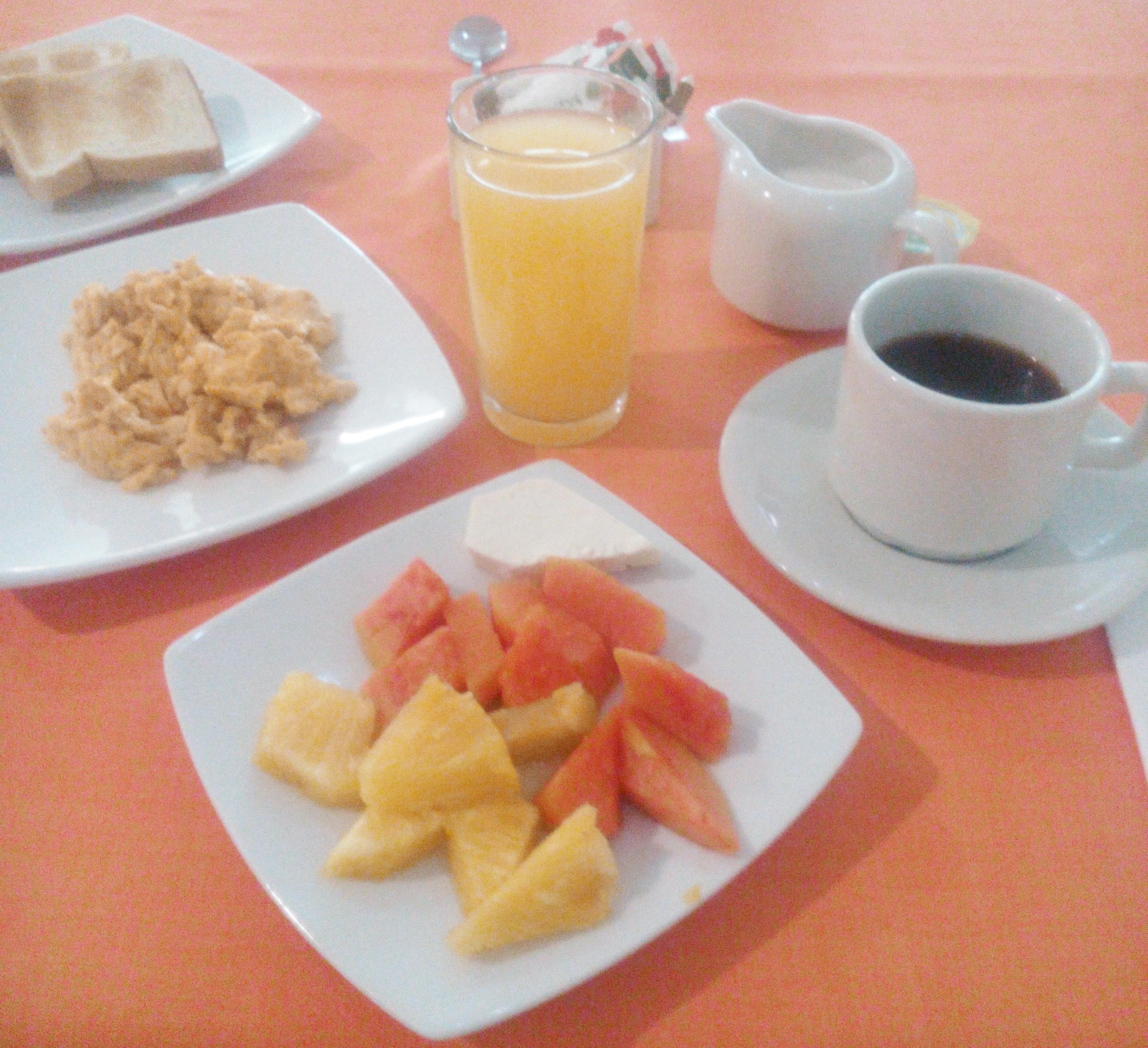 Hotel Cuarta Avenida Cali Buitenkant foto